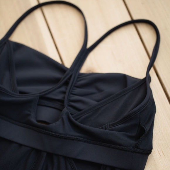 Lululemon luxetreme y-back rollout tank top - Picture 2 of 7